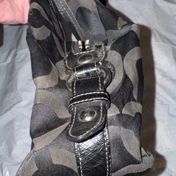 Coach Madison Maggie black sateen signature hobo bag - Picture 13 of 15